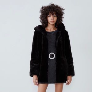 ZARA WOMAN BLACK FAUX FUR COAT WITH HOOD AND HOOK-AND-EYE FASTENERS